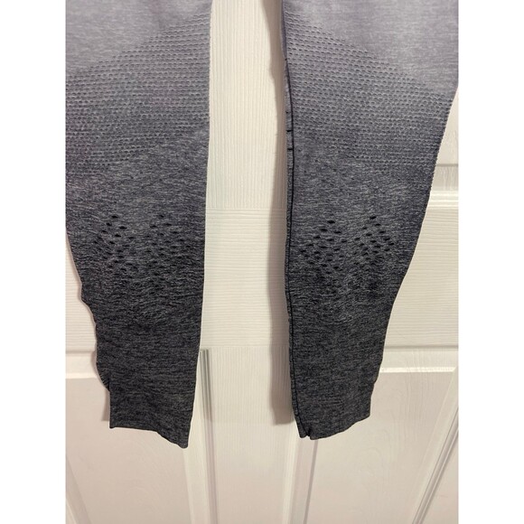 Central Park Slimming Performace Compression Leggings Size XS/S New With Tags - Picture 3 of 7